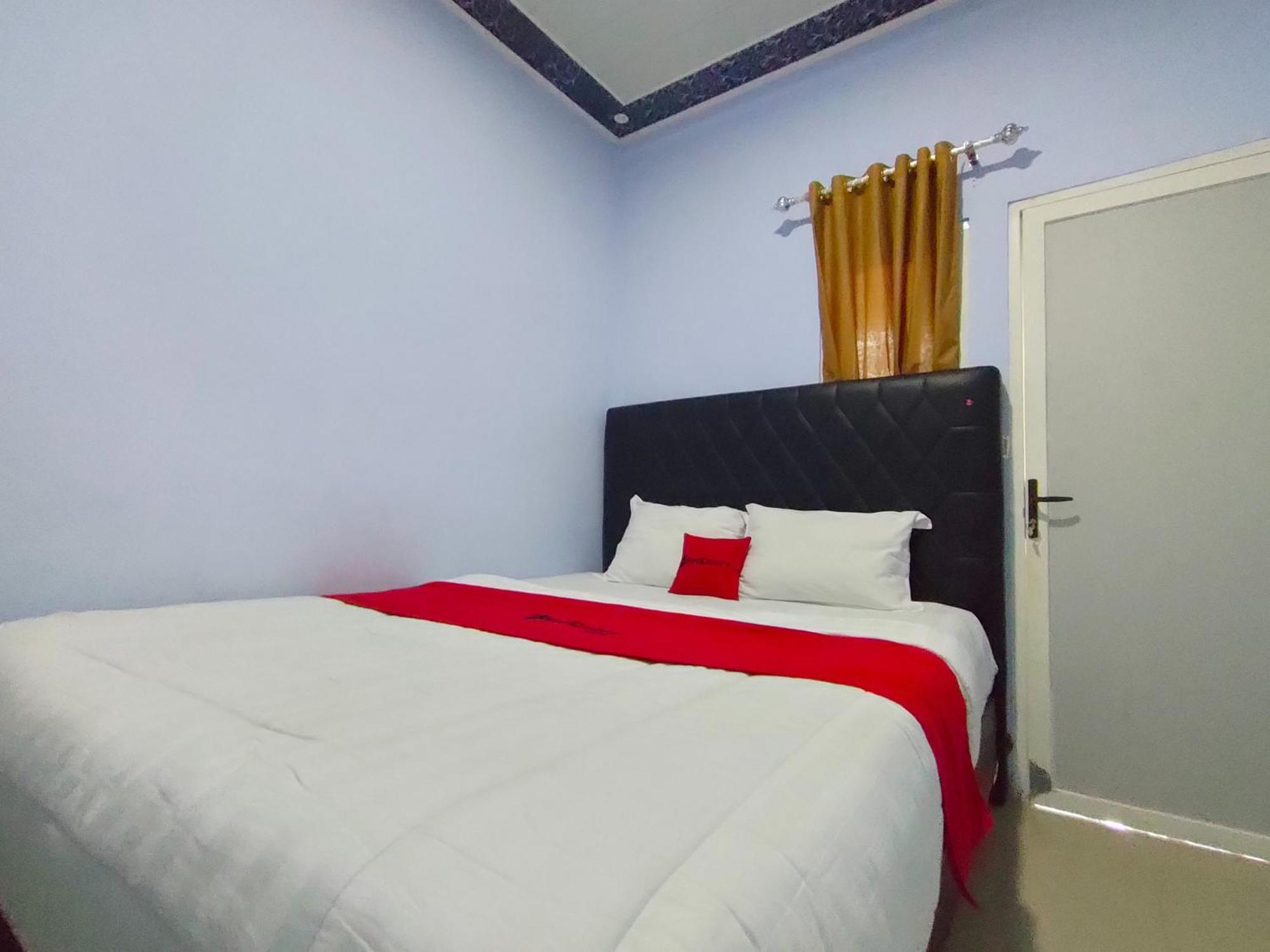 Reddoorz Syariah Near Stasiun Wates Hotel Wates  Eksteriør billede