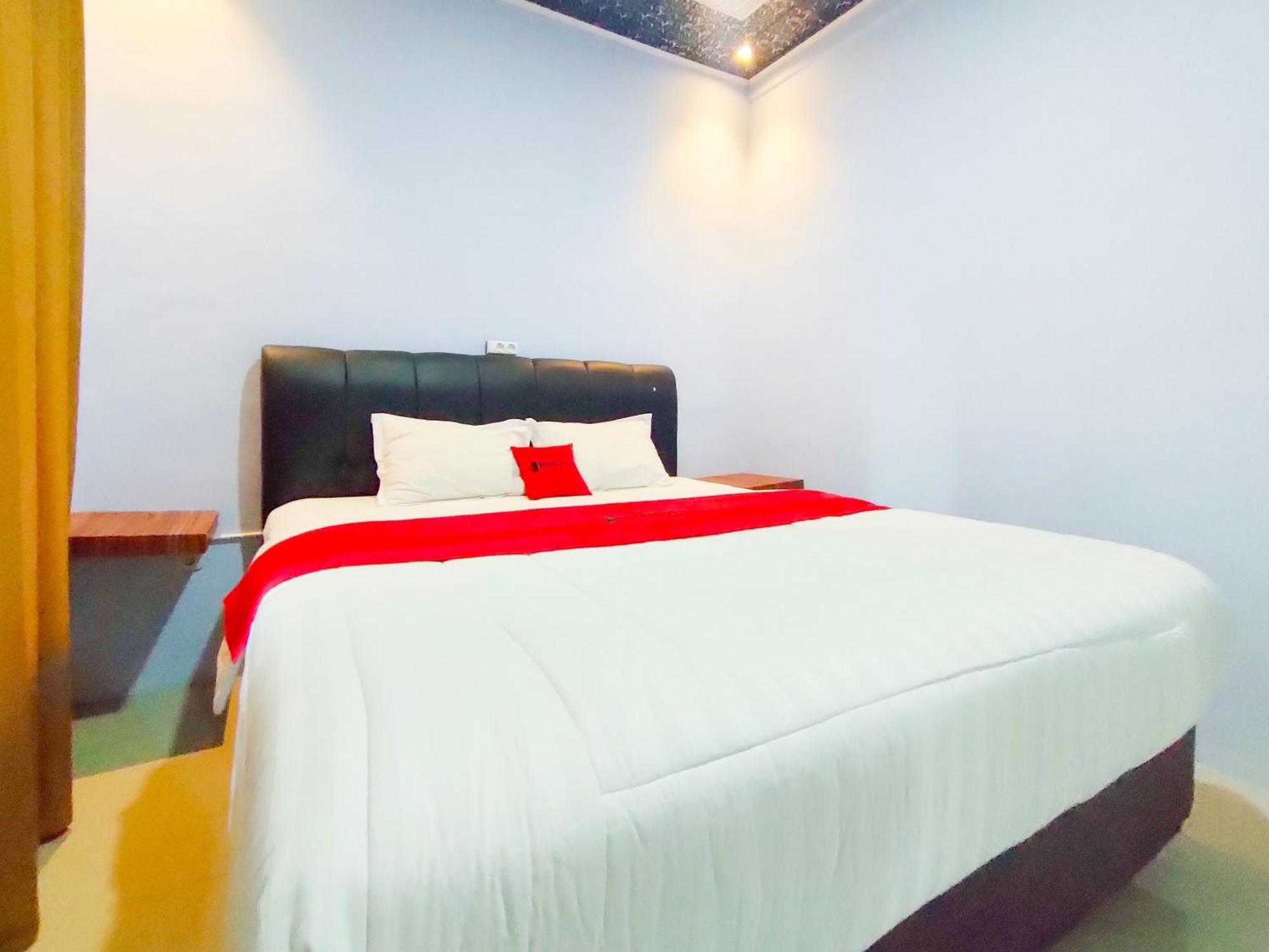 Reddoorz Syariah Near Stasiun Wates Hotel Wates  Eksteriør billede