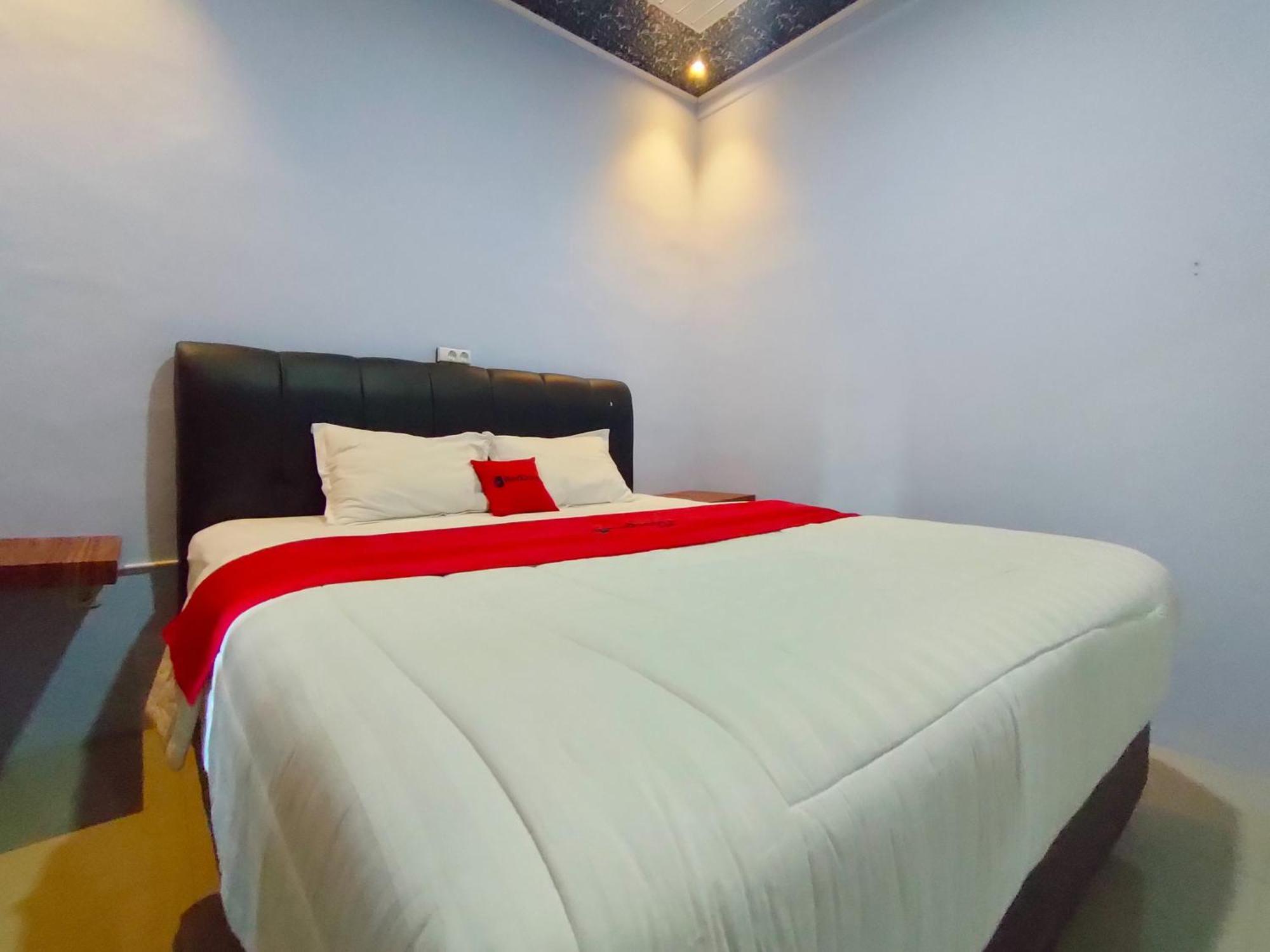 Reddoorz Syariah Near Stasiun Wates Hotel Wates  Eksteriør billede