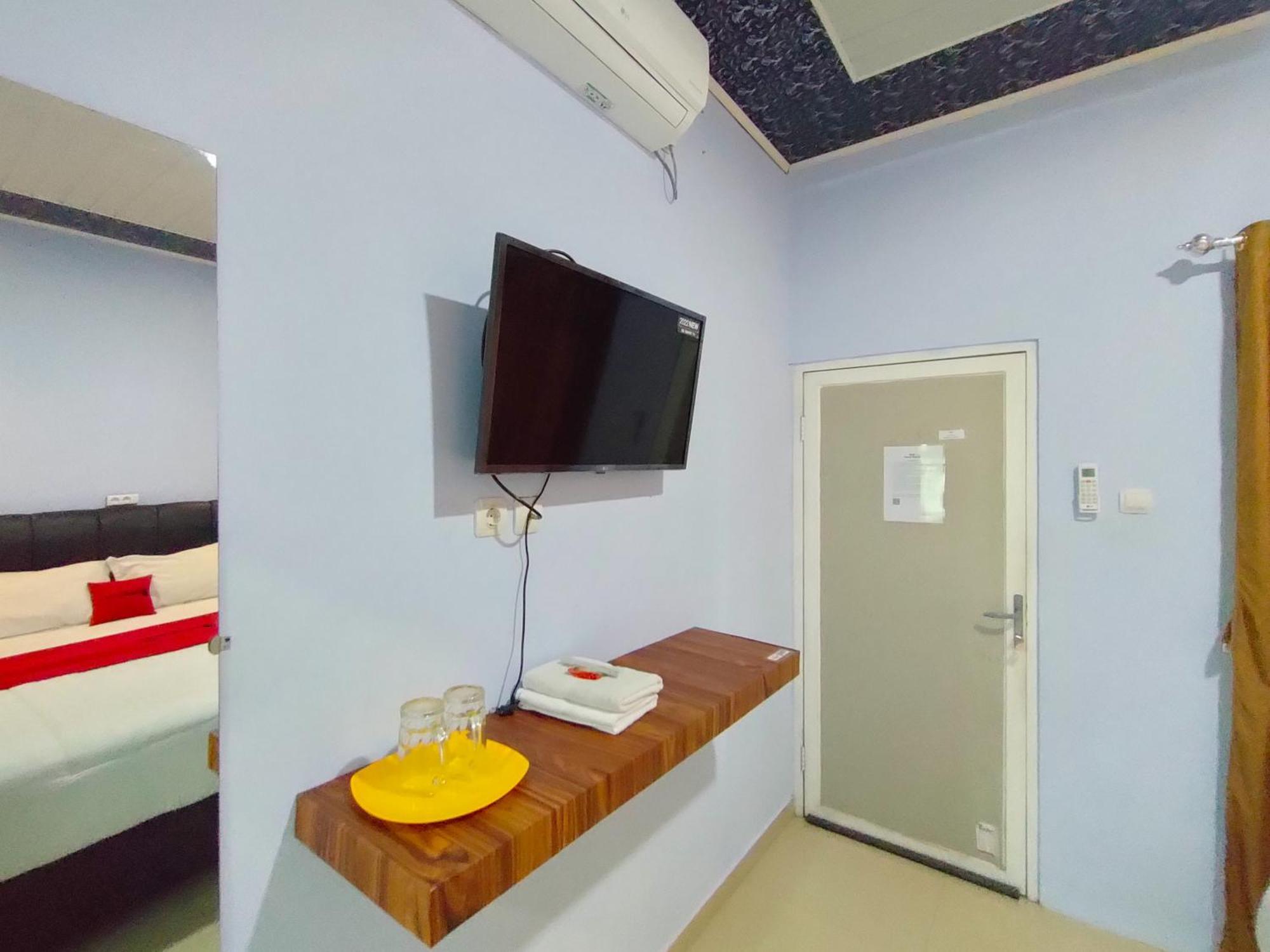 Reddoorz Syariah Near Stasiun Wates Hotel Wates  Eksteriør billede